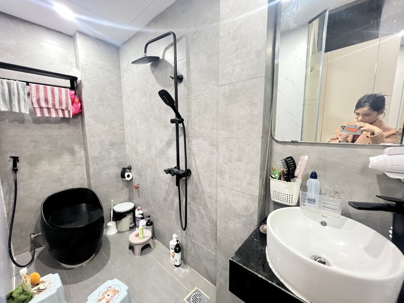 BÁN NHÀ XÃ ĐÀN - PHẠM NGỌC THẠCH 40M2 X 4 TẦNG, NGÕ RỘNG, THÔNG TỨ TUNG, PHÂN LÔ NHỈNH 3 TỶ LH 0966037496