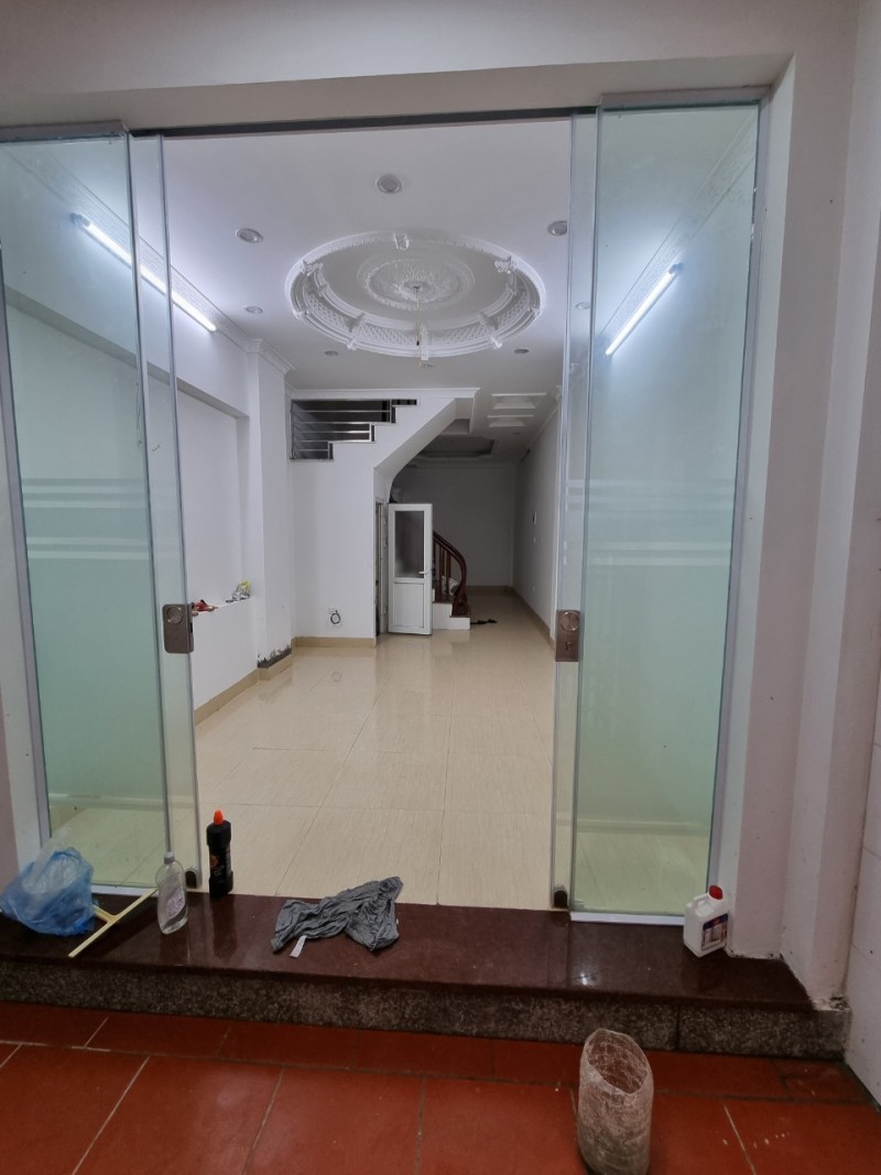 Bán nhà Khâm Thiên, 35m2 x 5T, MT 3.5M, ngõ nông, rộng, nhỉnh 3 tỷ, lh 0966037496