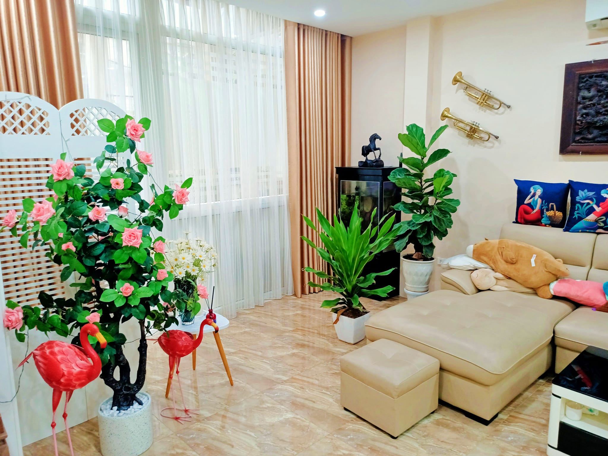 Bán nhà Hàn Thuyên quận Hai Bà Trưng lô góc 35m 5T 6.8 tỷ nhà đẹp kd đỉnh cách MP 10m