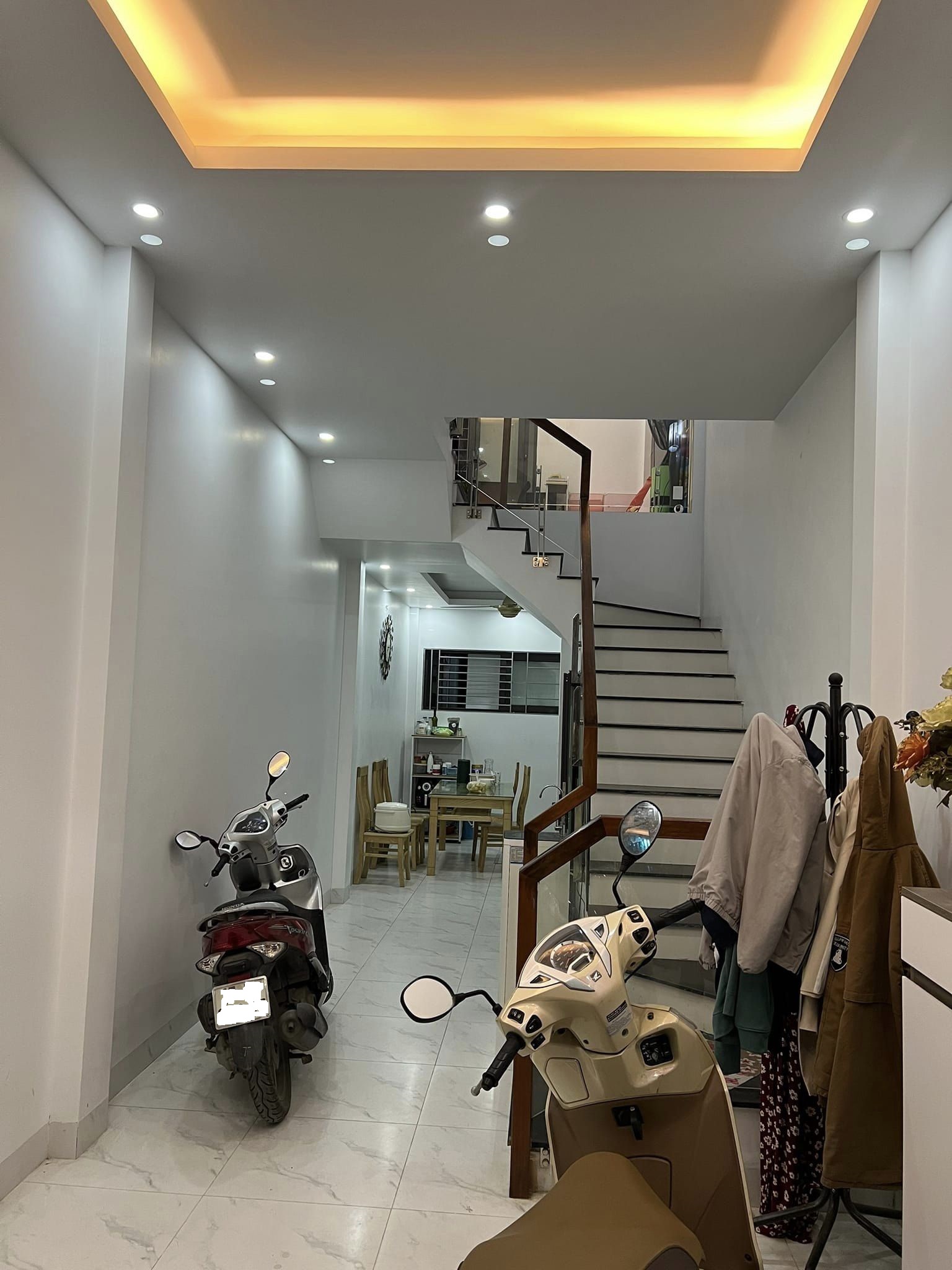 Bán nhà Quận Hoàng Mai 45m2*5T - MẶT NGÕ THÔNG - KINH DOANH - Ô TÔ QUA NHÀ - TIỆN ÍCH BẠT NGÀN