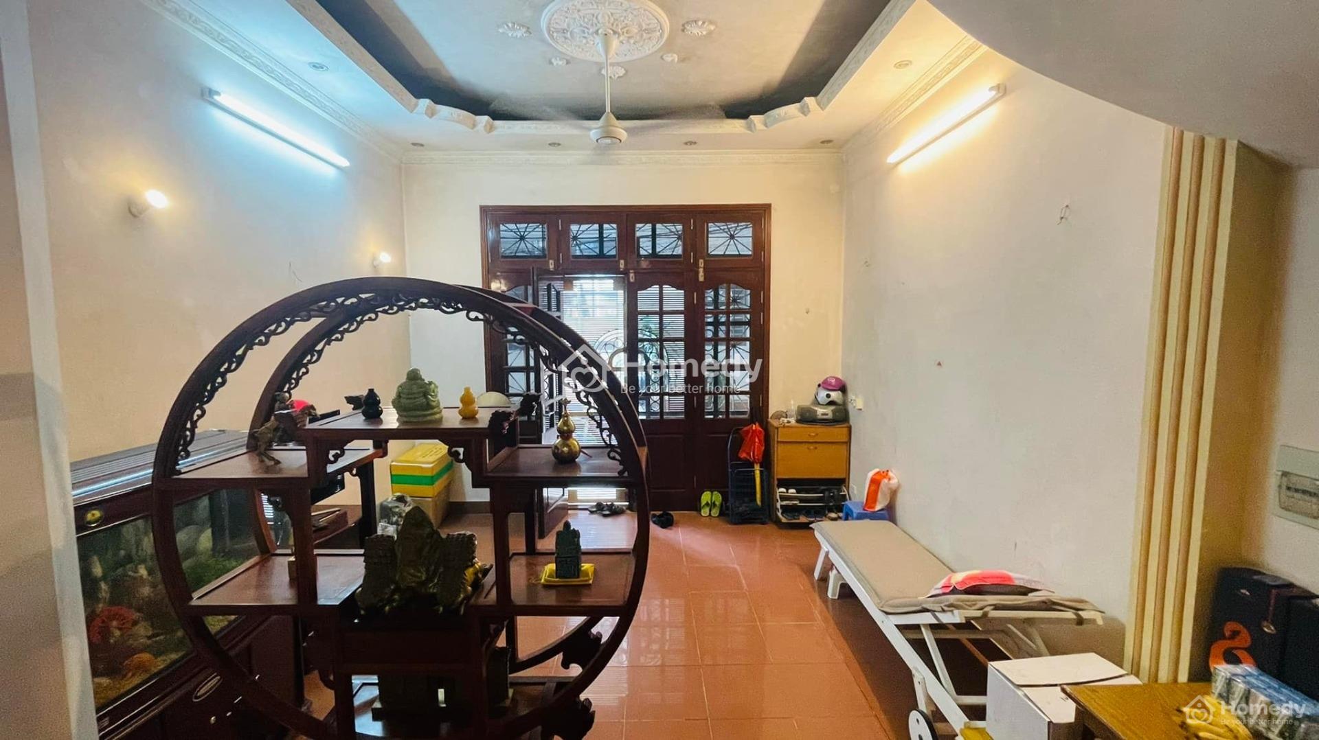 Cần tiền bán gấp nhà phố trung tâm quận Hà Đông, 45m2, chỉ hơn 4 tỷ