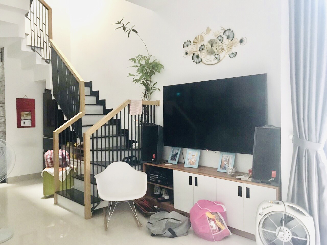 NHÀ 3 TẦNG TUYỆT ĐẸP FULL NỘI THẤT - HOÀNG DIỆU - CHỈ 2.48 TỶ