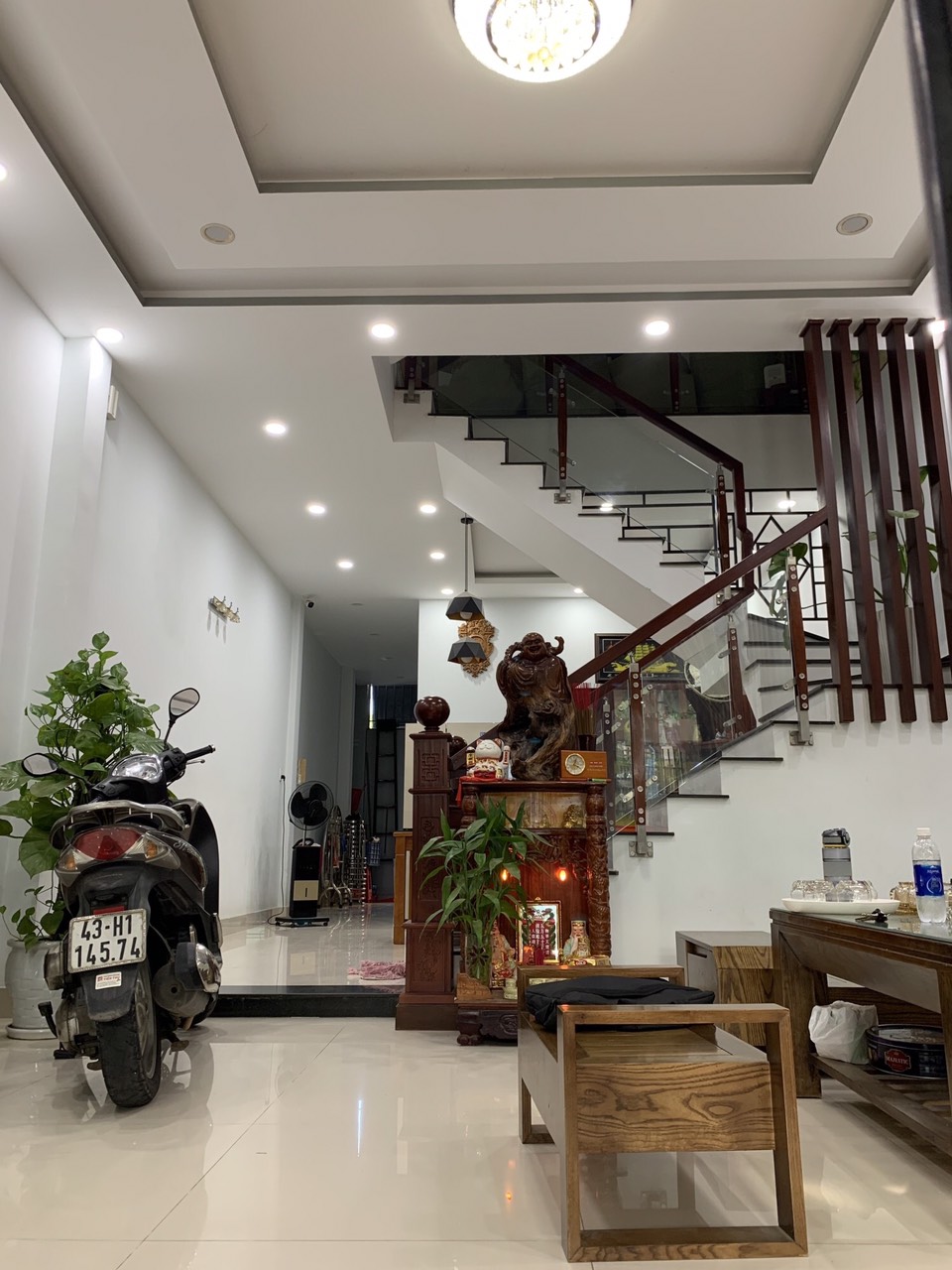 Bán gấp nhà Mặt Tiền 3 tầng - 100m2 - Ngũ Hành Sơn giá chỉ 5.25 tỷ