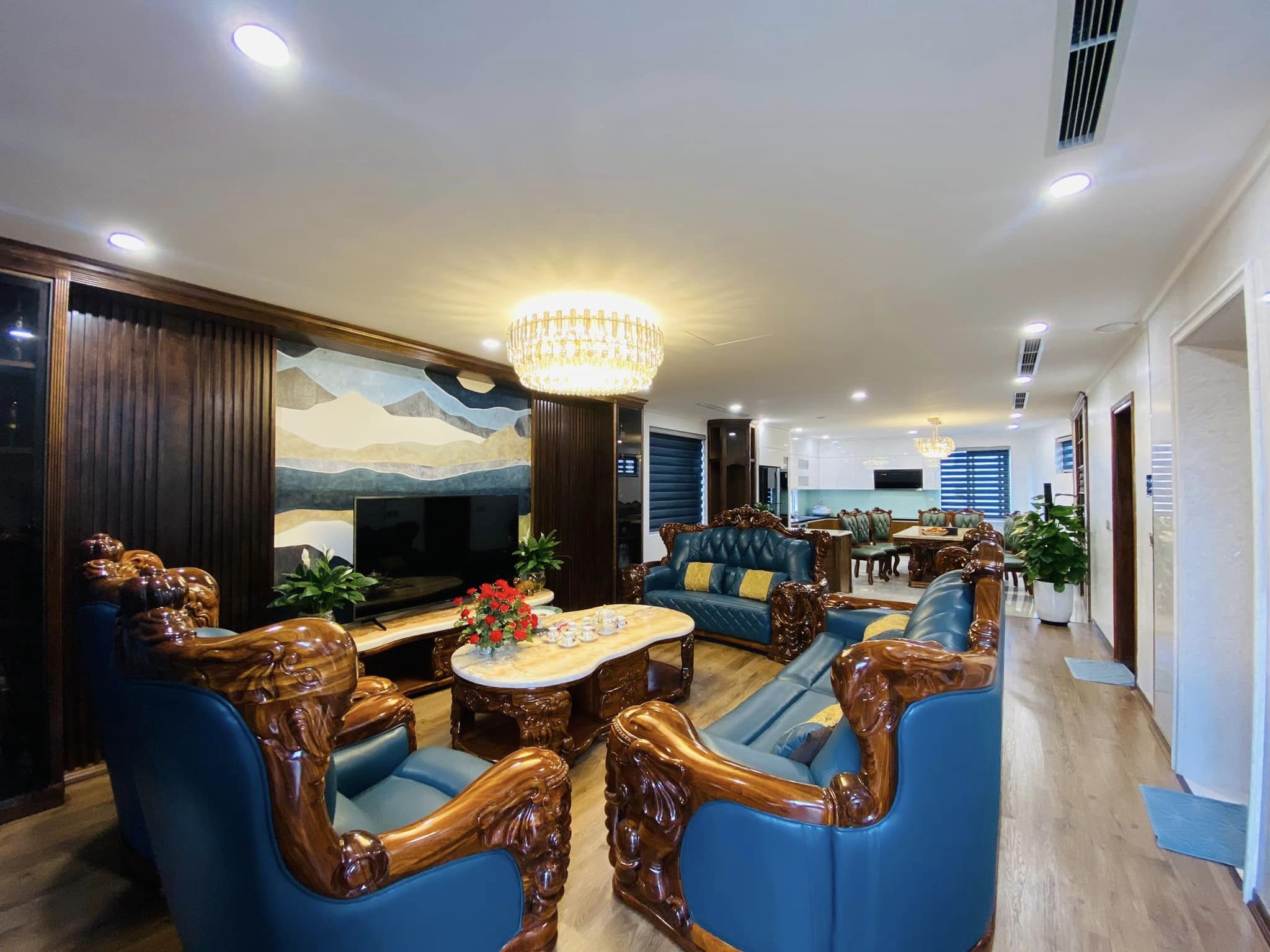 Siêu vip! 29.5 tỷ Phố Trường Chinh 90m2, 9T, MT8m nội thất Hoàng Gia hiếm Đống Đa