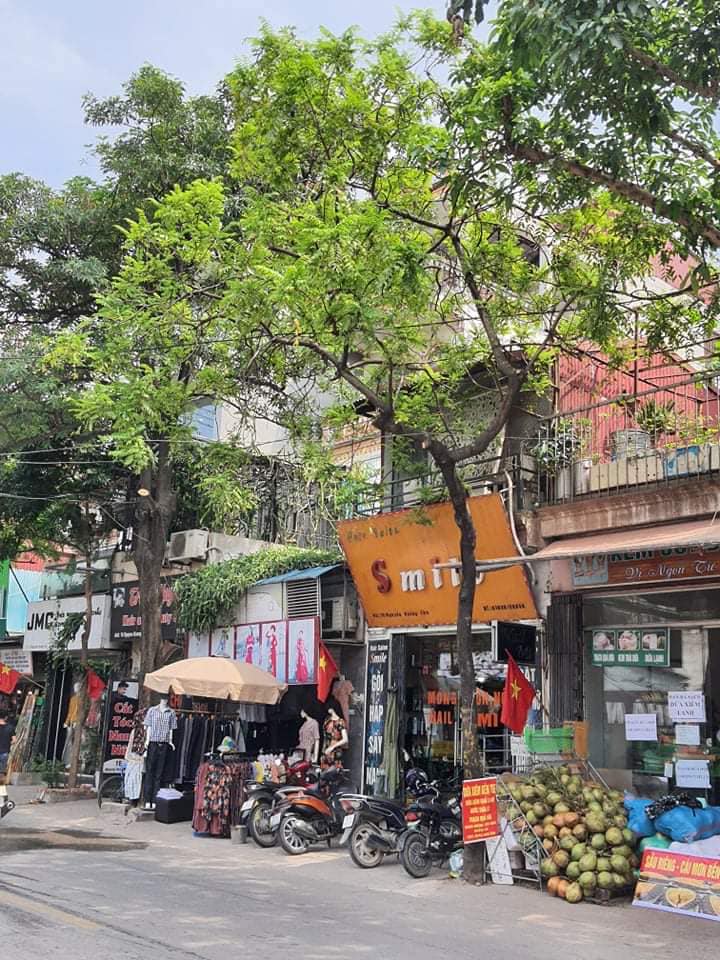 GIÁ RẺ BẤT NGỜ - CHCHỦ NỢ NGÂN HÀNG CẦN BÁN GẤP NHÀ QUẬN TÂY HỒ 1 MẶT PHỐ 1 MẶT NGÕ VỊ TRÍ VÀNG