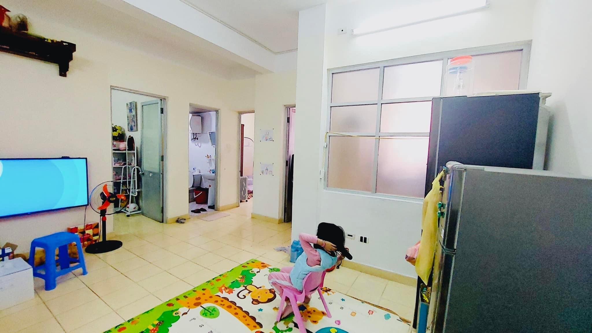 CẦN BÁN CĂN CHUNG CƯ 2 TỶ TẠI VỊ TRI TRUNG TÂM CẦU GIẤY 2 PN - 1 WC