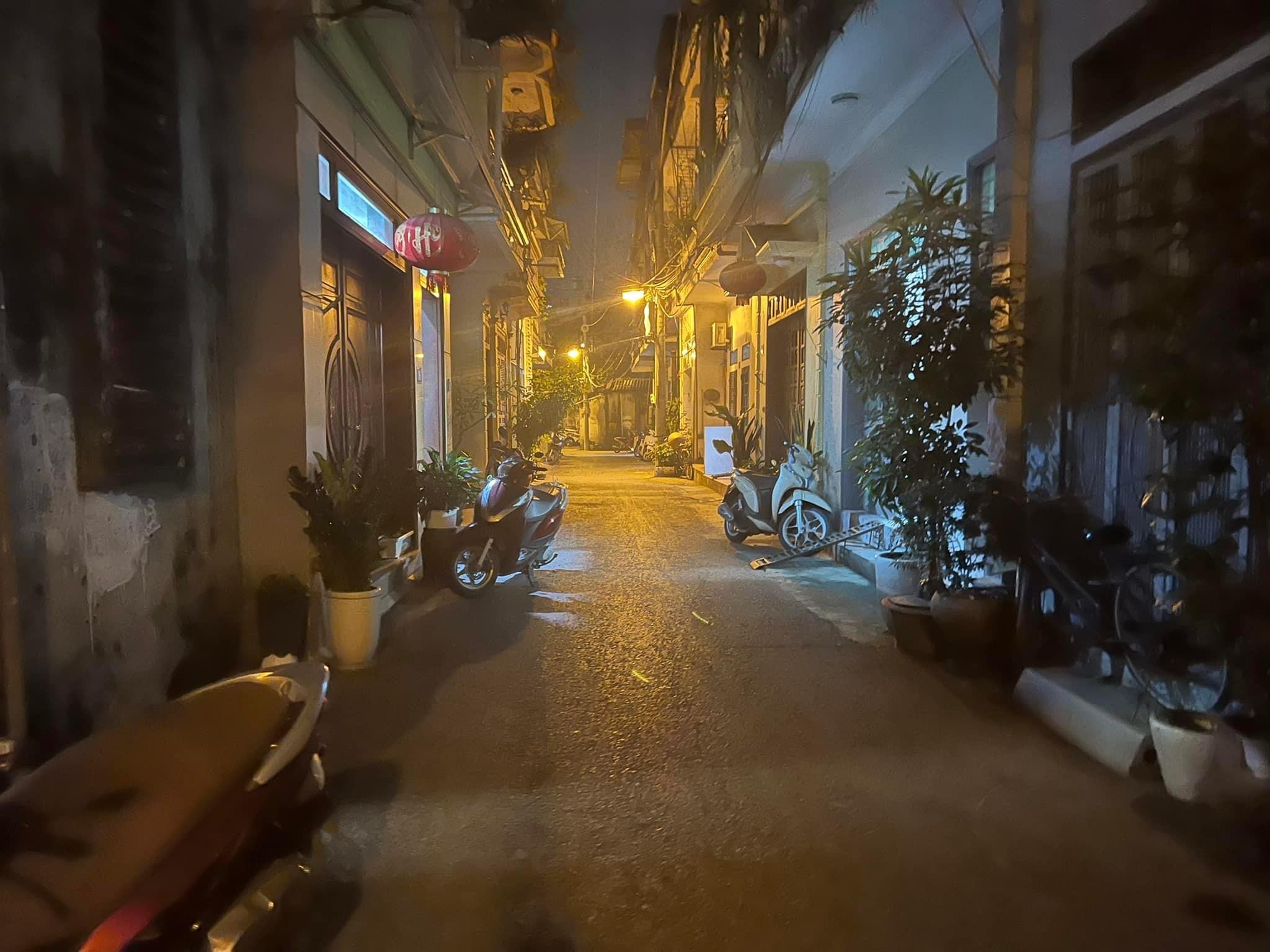 SIÊU HIẾM GIÁ SỐC CỰC RẺ CÒN SÓT LẠI, VŨ XUÂN THIỀU, SÀI ĐỒNG, LONG BIÊN, Ô TÔ ĐỖ CỬA:78M/ HƠN 5TỶ