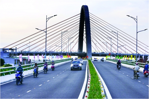 Bán nhà đường Cù Chính Lan, Quận Thanh Khê, Gác lửng, DT 52 m2, đường Ô tô đỗ. Gần Tượng Đài Mẹ Nhu. Chỉ 3,2 tỷ.