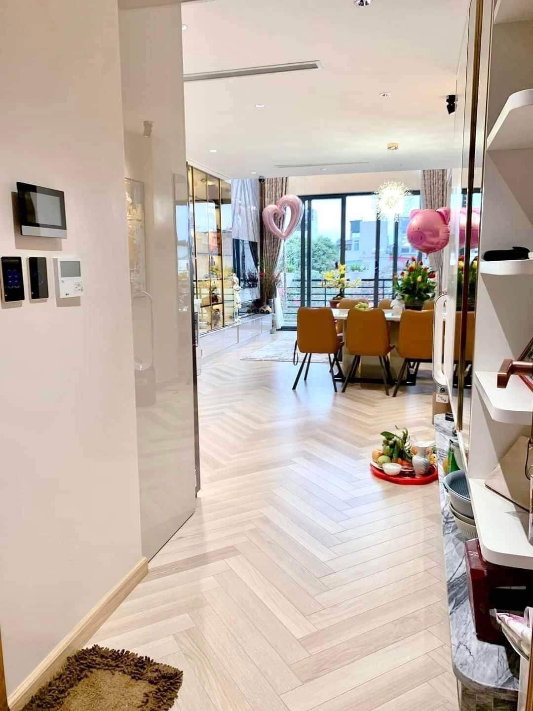 Bán Nhà Hàng Hương, Phố Cổ HKiem 58m2 x 8 Tầng Thang Máy, Mới Đẹp, Ở Kdoanh Đỉnh Cao, Chỉ 22.5 Tỷ