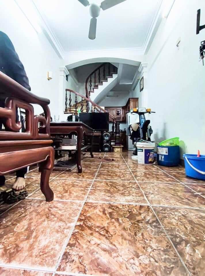 Bán nhà phố Vọng Hai Bà Trưng 5 tầng 3.1 tỷ