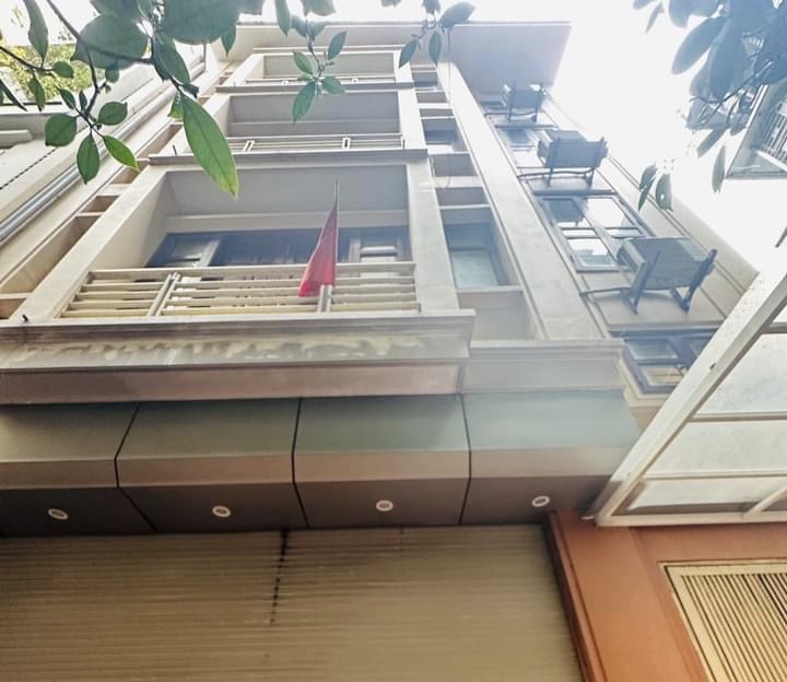 BÁN NHÀ - HOÀNG NGỌC PHÁCH - ĐỐNG ĐA - LÔ GÓC - GẦN PHỐ - Ô TÔ VÀO NHÀ + KINH DOANH - VĂN PHÒNG + NHÀ ĐẸP