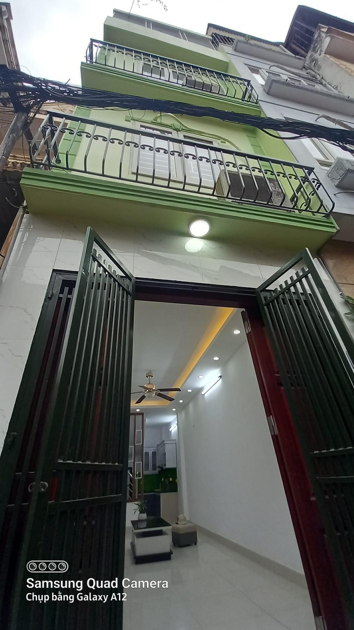 CHỈ 3,04 TỶ XÁCH VA LY VỀ NHÀ Ở ĐÔNG THIÊN 30M*4T