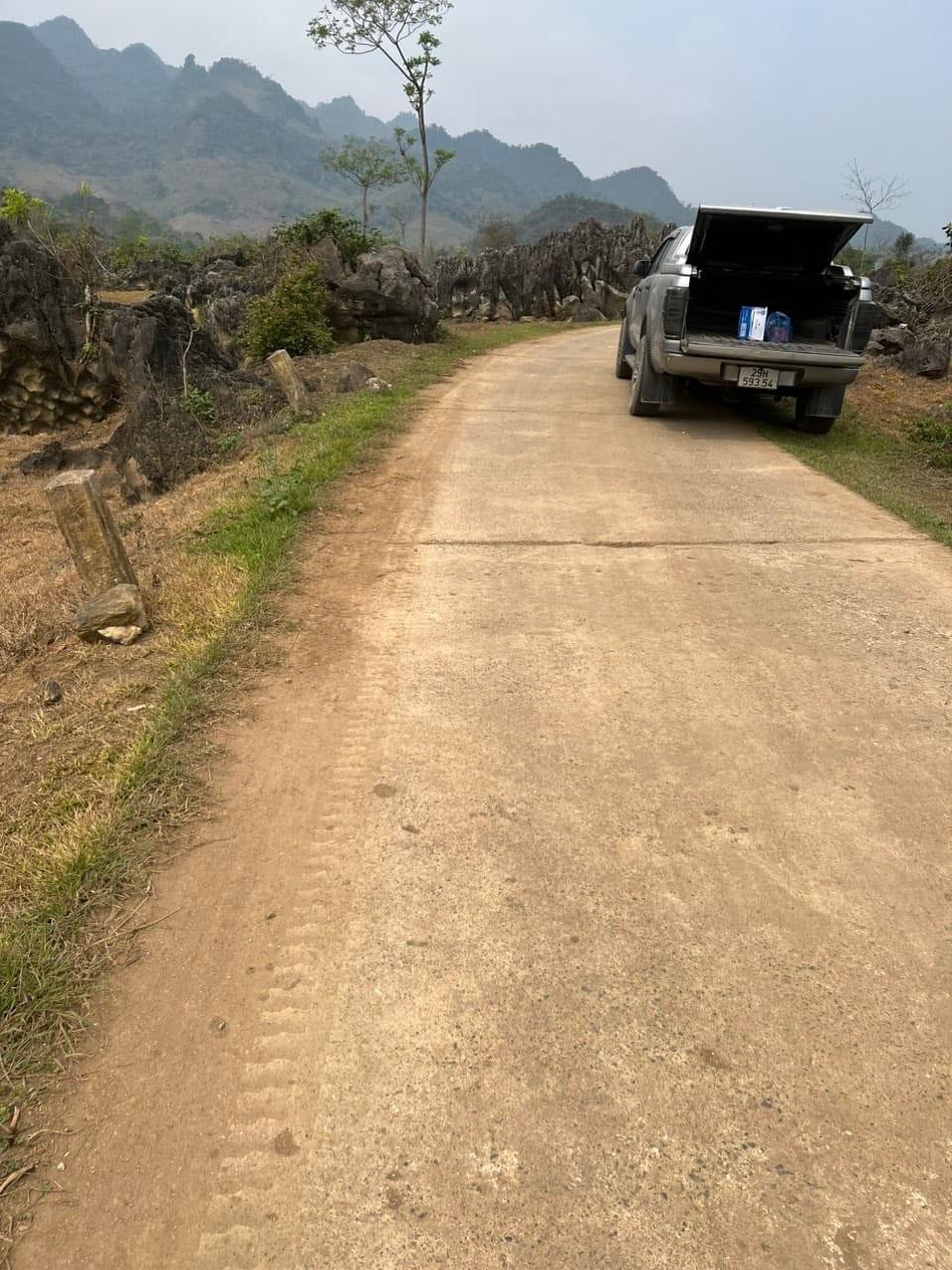 BÁN MẢNH ĐẤT TẠI TÂN LẠC SIÊU VÍP, SIÊU HẠT RẺ YÊN TĨNH TRONG LÀNH. DIỆN TÍCH 1456M2 , GIÁ CHỈ 170 TRIỆU. LIÊN HỆ : 034490371