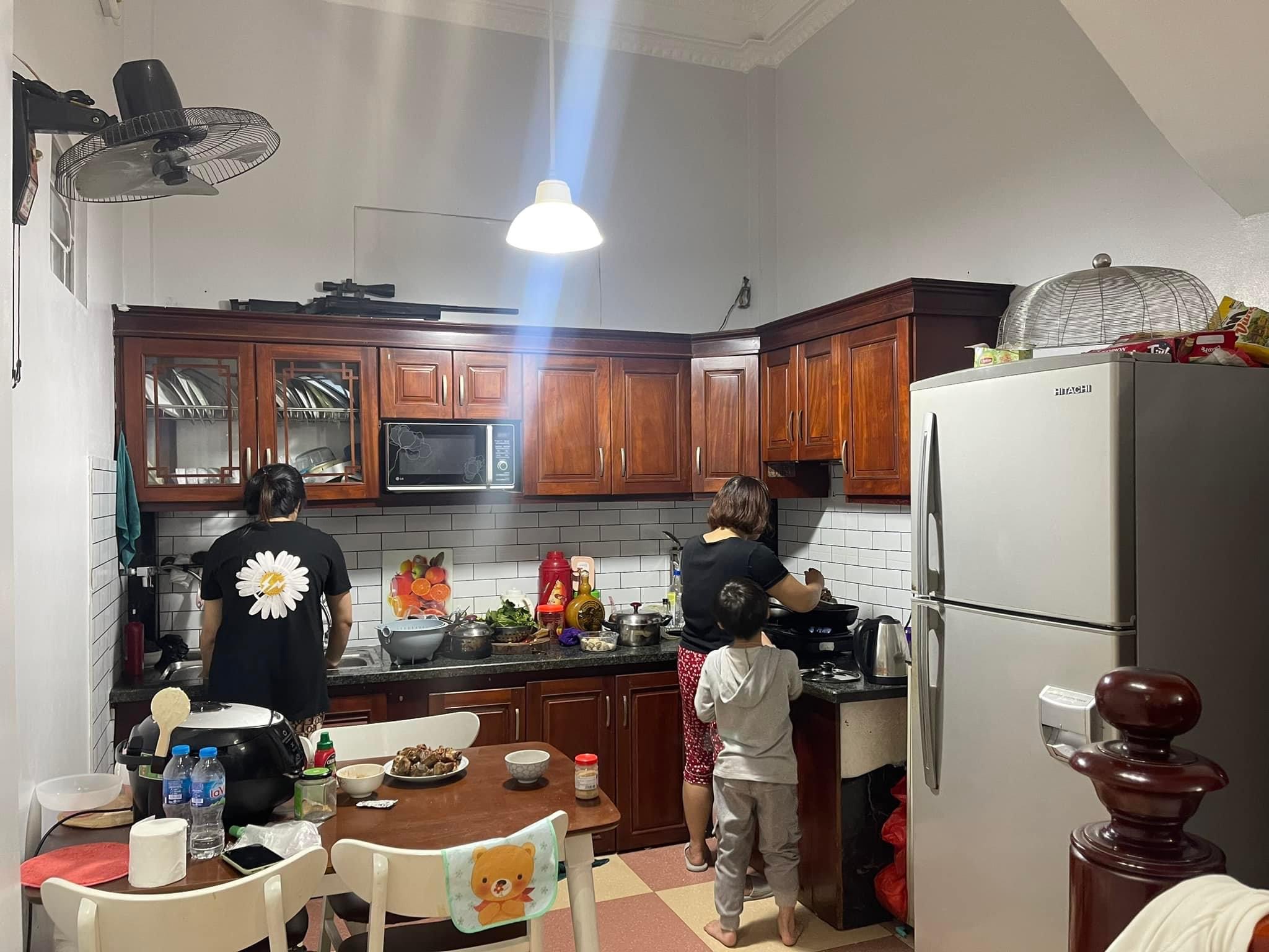 Bán nhà riêng mặt ngõ Mễ Trì Thượng, 42m2 x 4T, 4.6 tỷ