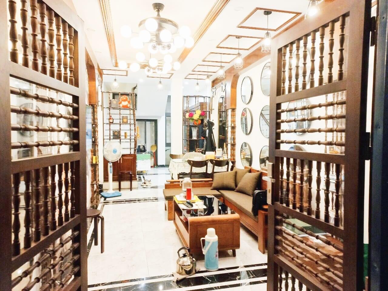 Nhà trong khu an ninh tốt, ngõ rộng và đẹp ,