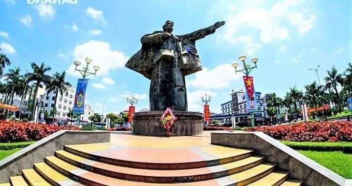 Bán nhà mặt tiền đường Cù Chính Lan, Quận Thanh Khê, 3 tầng, DT 78 m2, đường Ô tô đỗ. Gần Cầu vượt Ngã 3 Huế. Chỉ 5,9