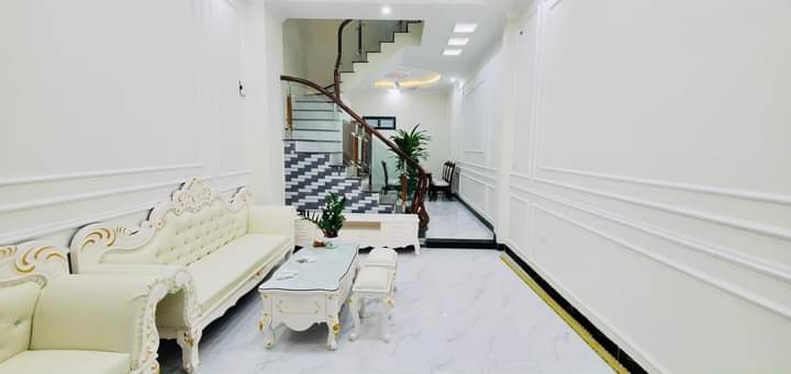 Bán nhà Hà Đông, LK Nguyễn Văn Lộc 40m2 5 tầng giá 8.2 tỷ