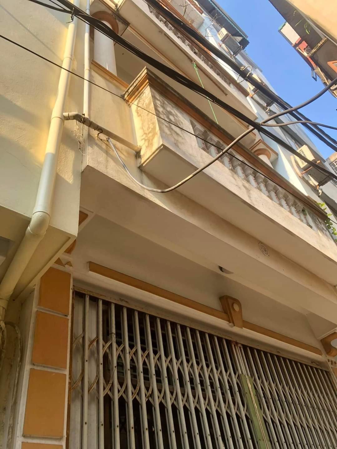 BÁN NHÀ LÊ VĂN HIẾN, DÂN XÂY CHẮC CHẮN, 39M2, 4,5 TỶ...