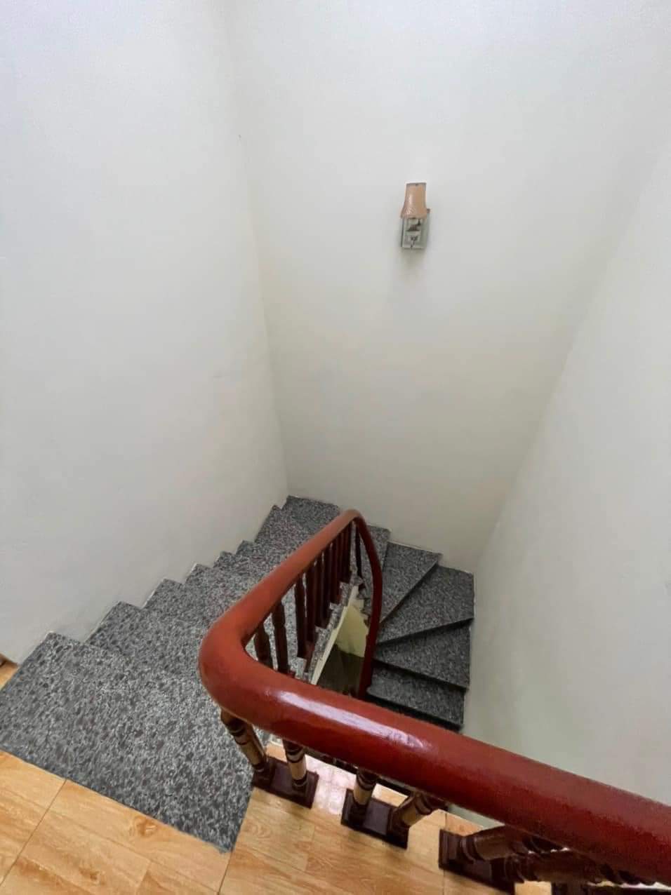 Bán nhà ngõ 112 Nam Dư, Hoàng Mai giá 2.65 tỷ 40m²