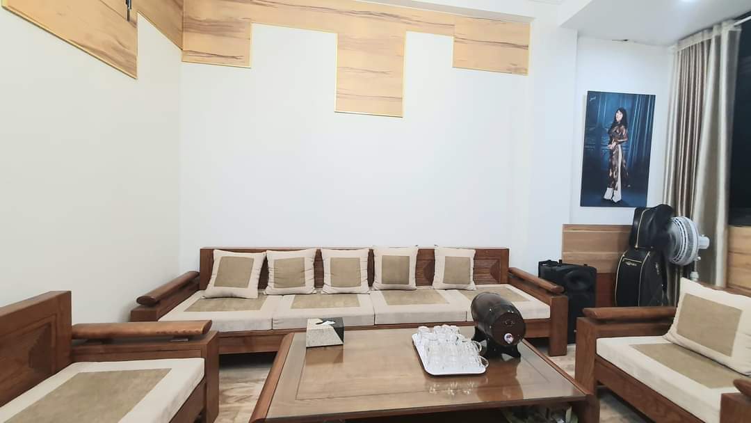 VỊ TRÍ ĐẮC ĐỊA MẶT PHỐ _ QUẬN ĐỐNG ĐA . LÔ GÓC SIÊU ĐẸP - SIÊU THOÁNG - KINH DOANH VÔ ĐỐI - VỈA HÈ RỘNG NHƯ ĐƯỜNG - TIỀM NĂNG CỰC HÓT.