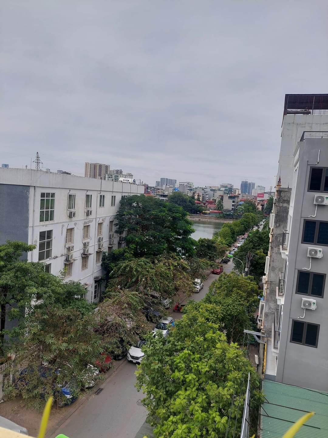 Nhà ven Hồ Hạ Đình mặt tiền kinh doanh vỉa hè 6m 5 tầng thiết kế đẹp mắt giá rất tốt