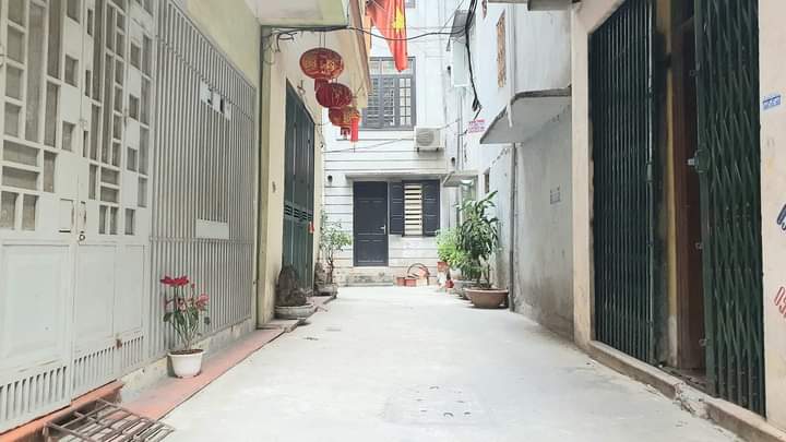 Bán Nhà Phố Thái Hà ,Đống Đa,Mặt Tiền Siêu To, Ôtô Đỗ Cửa, Kinh doanh,An Sinh Cực Chất.