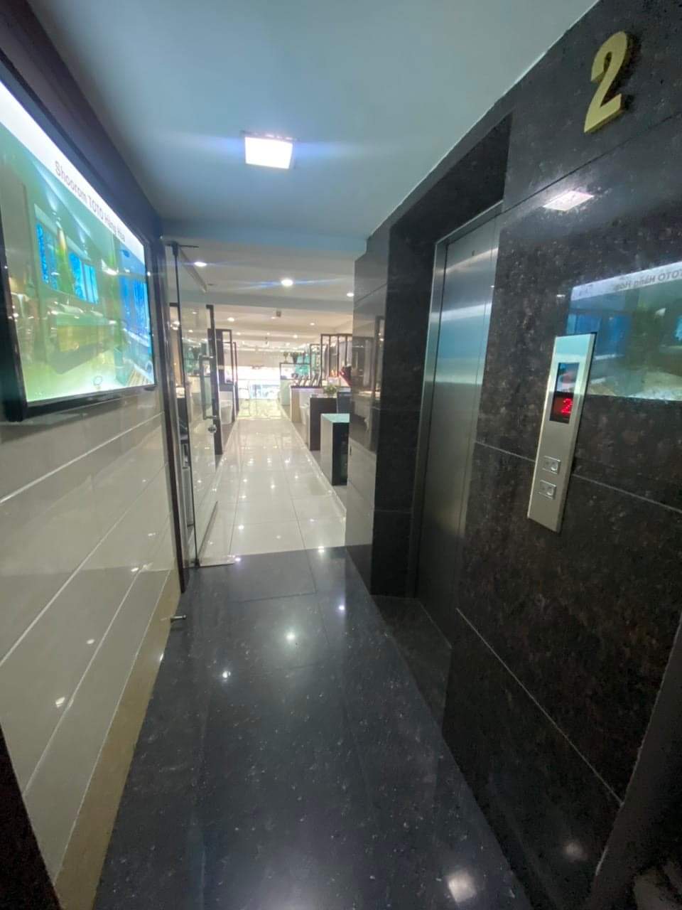 Bán Nhà Mặt Phố Tây Sơn - 125m2 - Kinh doanh Sầm uất - Giá Nhỉnh 43 tỷ.