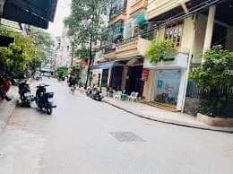 Bán nhà riêng diên tích 32m mặt ngõ Phía Đài Láng Quận Đống Đa
