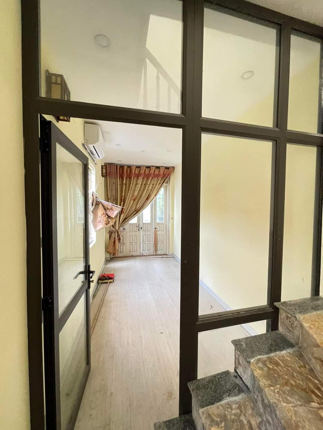 CỰC HIẾM CHỈ 3,15 TỶ CÓ NHÀ LÔ GÓC KINH DOANH, ÔTÔ ĐỖ CỬA, PHỐ KHƯƠNG TRUNG, DT 24M.