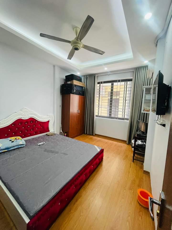 Bán nhà riêng diên tích 38m mặt ngõ Cầu Giấy Quận Cầu Giấy