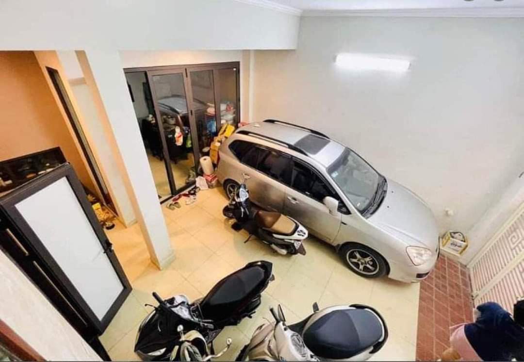 Bán nhà phân lô ô tô tránh Trần Quang Diệu 62m 5T mt 6m nhà đẹp nhiều lộc KD tốt