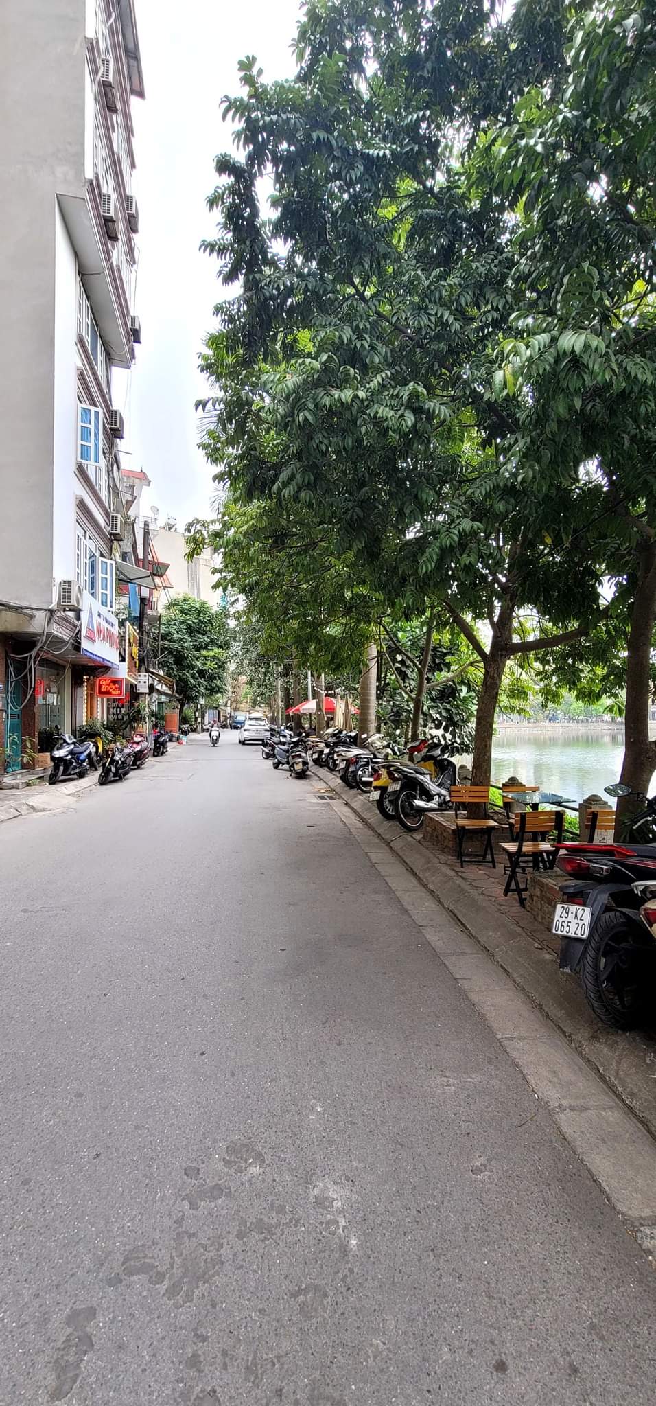 BÁN NHÀ MẶT HỒ PHƯƠNG MAI - ĐỐNG ĐA - KINH DOANH SẦM UẤT 66m X5 TẦNG - MẶT TIỀN 13m - Vip nhất khu vực