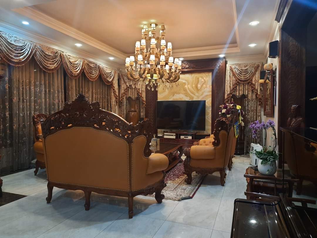 140m2