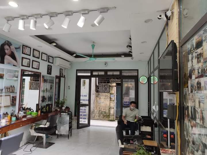 Bán nhà gần chợ Nhật Tân, Tây Hồ, 78m2, 4T, MT 6m, nhỉnh 7 tỷ, Oto đỗ cửa.