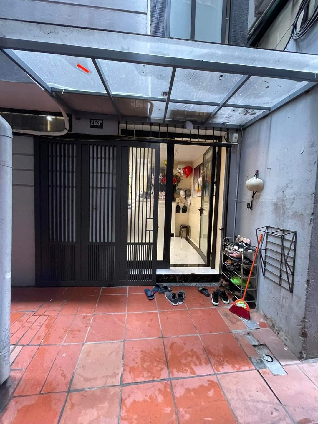 GẦN PHỐ - Ô TÔ ĐỖ CỔNG - LÔ GÓC CỰC ĐẸP - NHÀ MỚI Ở LUÔN