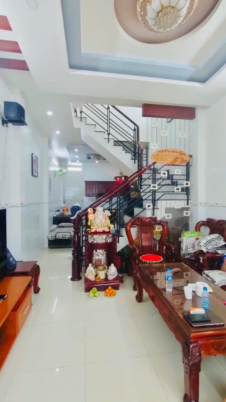 nhà đẹp giá rẻ 60m2 hẻm xe tải 3 tầng Thạnh Lộc 29 Quận 12 chỉ 4 tỷ