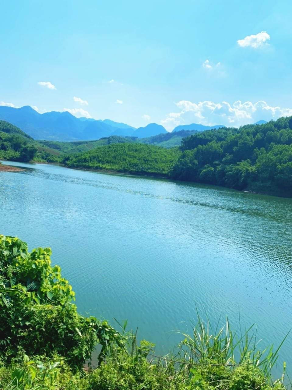 BÁN MẢNH ĐẤT SIÊU VÍP, SIÊU HẠT RẺ NGHỈ DƯỠNG CUỐI TUẦN YÊN TĨNH TRONG LÀNH. DIỆN TÍCH 40,000M2 , GIÁ CHỈ 2.720 TỶ