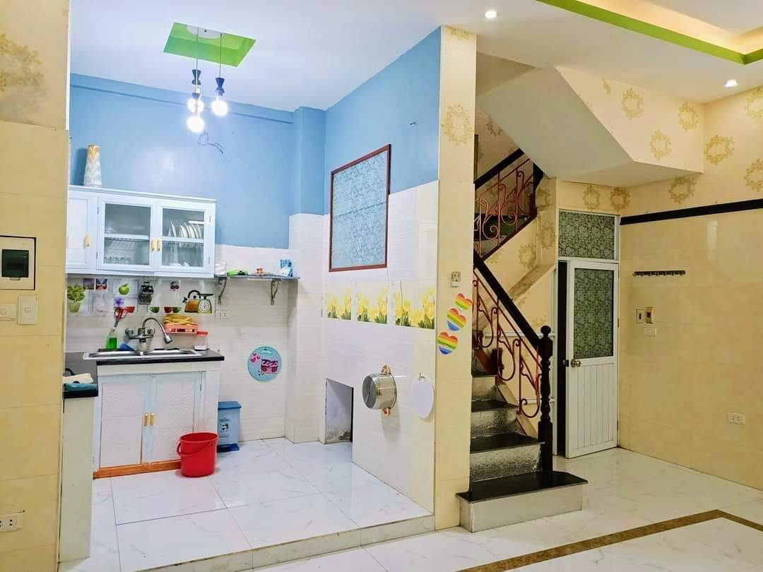 VỊ TRÍ ĐẸP - NHÀ LÔ GÓC 2 MẶT THOÁNG - TIỆN ÍCH NGẬP TRÀN