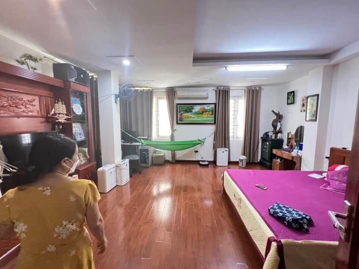 Bán nhà Huỳnh Thúc Kháng 52m x 5T phân lô ô tô tránh SĐCC hơn 12 tỷ