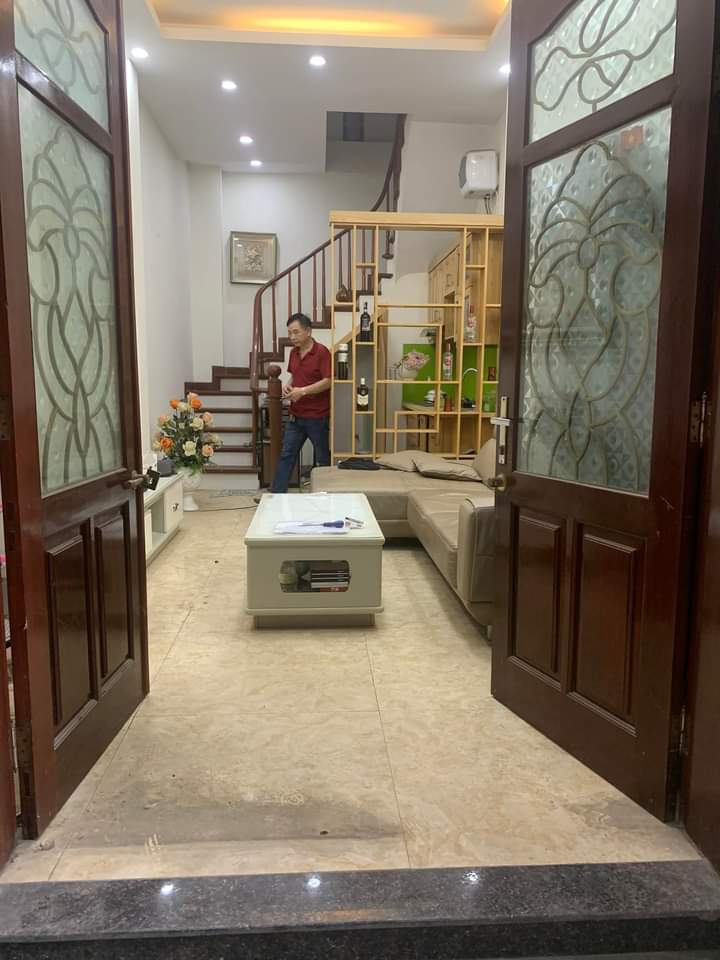 BÁN NHÀ HỘ KHẨU HOÀN KIẾM HÀ NỘI- 15M RA PHỐ LÊ DUẨN- NGÕ THÔNG BA GÁC ĐỖ CỬA