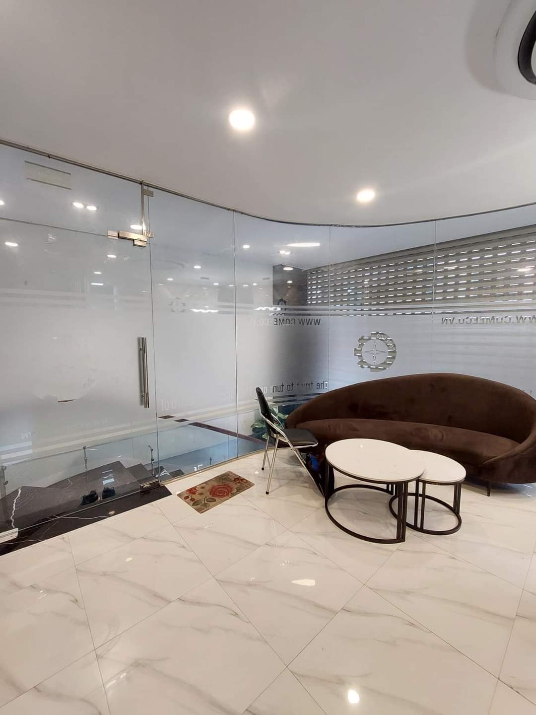 SIÊU PHẨM NHÀ MẶT PHỐ XUÂN LA, TÂY HỒ KINH DOANH, NGÕ ÔTÔ TRÁNH.