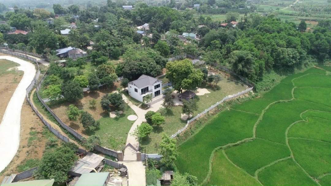 ️ BÁN BIỆT THỰ NGHỈ DƯỠNG TẠI LƯƠNG SƠN, HOÀ BÌNH, LÀ MỘT TUYỆT PHẨM CÓ MỘT KHÔNG HAI, THIẾT KẾ THEO PHONG CÁCH HIỆN ĐẠI SIÊU TIỀM NĂNG