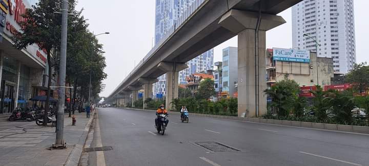 Bán nhà mặt phố Quang Trung,Hà Đông, kinh doanh đỉnh vỉa hè rộng, giá 8tỷ