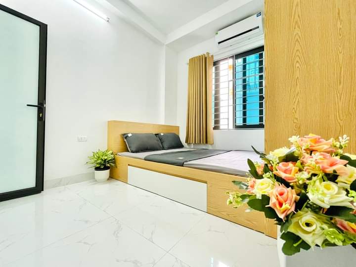 Bán CCMN Trung Kính 75m 12 phòng DT 110tr/ tháng, nhỉnh 12 tỷ