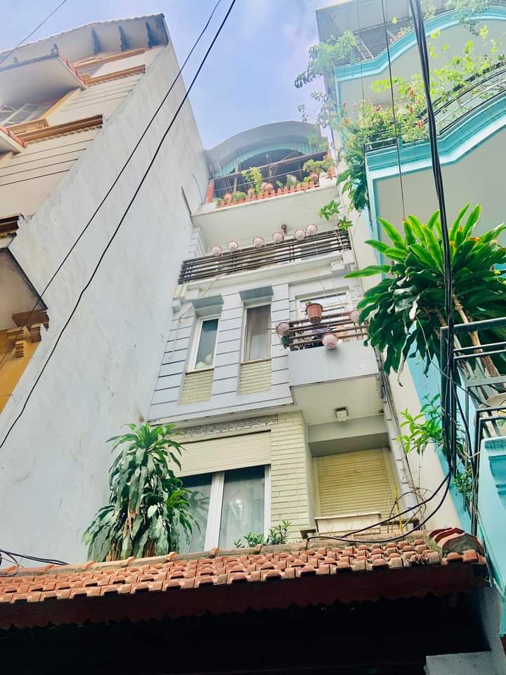 NHÀ ĐẸP Ở LUÔN- BIỆT THỰ LIỀN KỀ - THÁI THỊNH - ĐỐNG ĐA - DT 60M - 5 TẦNG - NGÕ RỘNG - Ô TÔ VÀO NHÀ