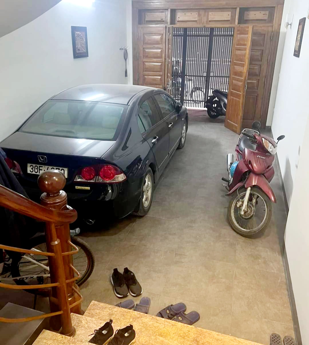 Bán nhà riêng 80m2 sổ đỏ phân lô NGÕ 73 HOÀNG NGÂN, gara Ô TÔ, cần bán giá thiện chí