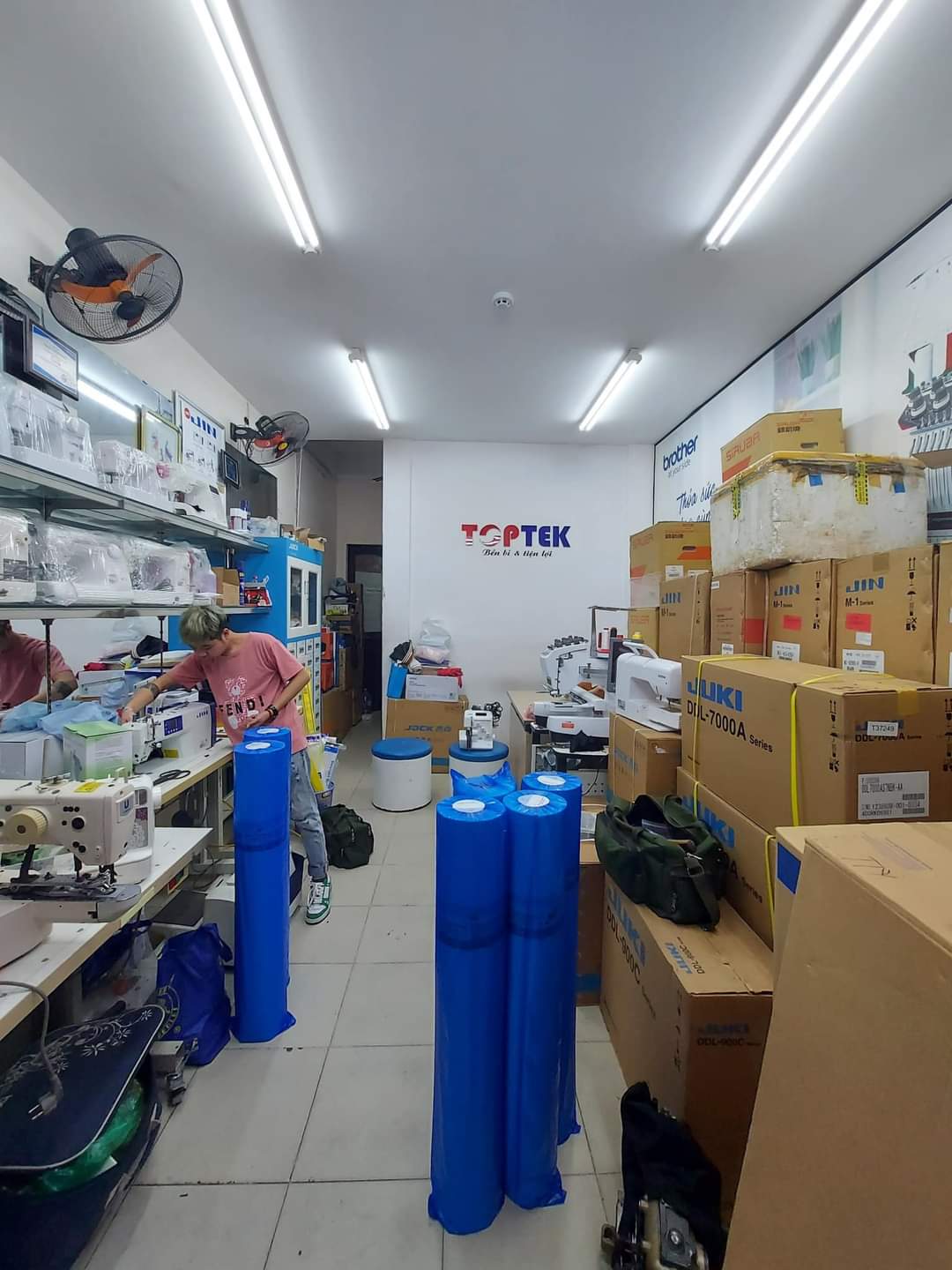 BÁN NHÀ MẶT PHỐ VỌNG HAI BÀ TRƯNG 3 TẦNG 41M2 MẶT TIỀN 4M.