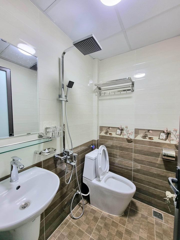 BÁN NHÀ BẠCH MAI Ô TÔ ĐỖ CỬA, KINH DOANH, NGÕ THÔNG 40M2 GIÁ NHỈNH 6 TỶ