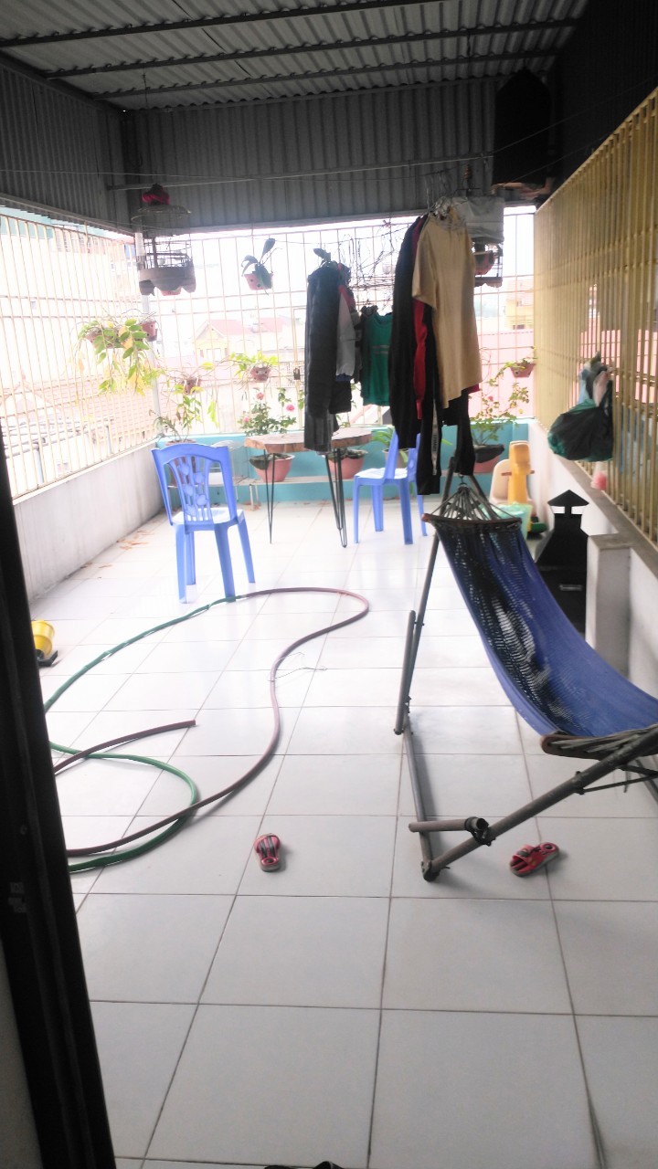 Bán nhà riêng đường Phú diễn,phân lô cán bộ 36m2x5 tầng,mặt tiền 3,2m chỉ hơn 3 tỷ