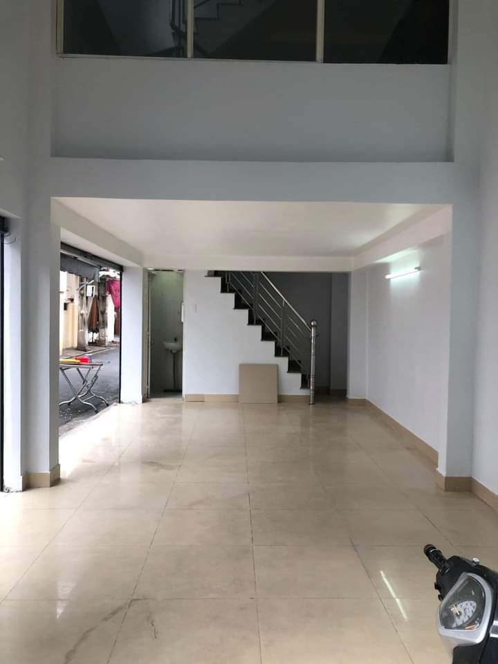 Chính chủ cần bán căn nhà Đường Hoa Giấy, Phường 3, Quận Phú Nhuận, Thành Phố Hồ Chí Minh.